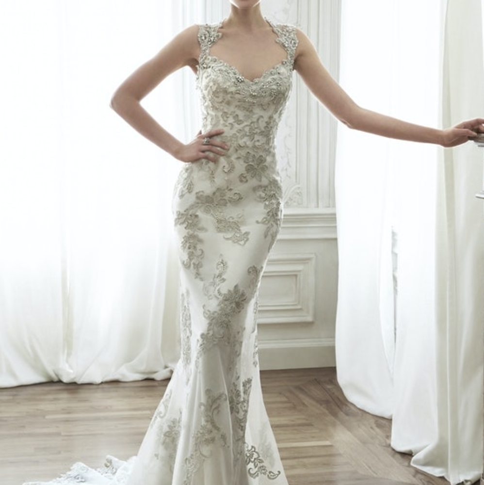 Maggie Sottero Jade US 14 Wedding Dress Brand New